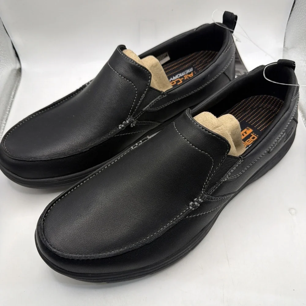 Skechers Black Relaxed Fit Air Cooled Men's Slip On Shoes Loafers Size 11. NIB